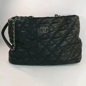 CHANEL Black Quilted Shoulder Bag